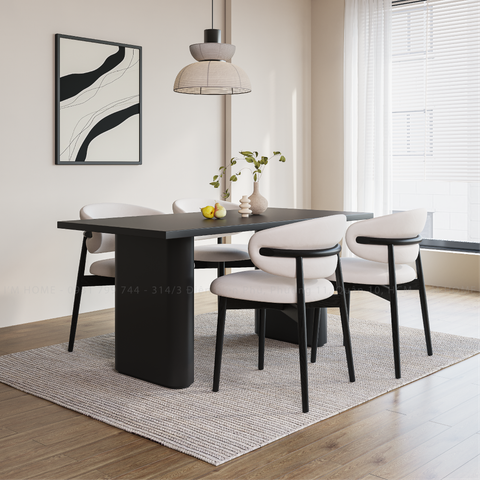  Noir Corner - Bàn ăn 