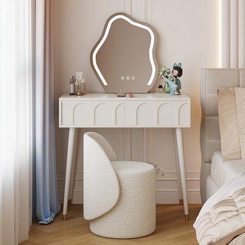  Anna - Bàn Trang Điểm 