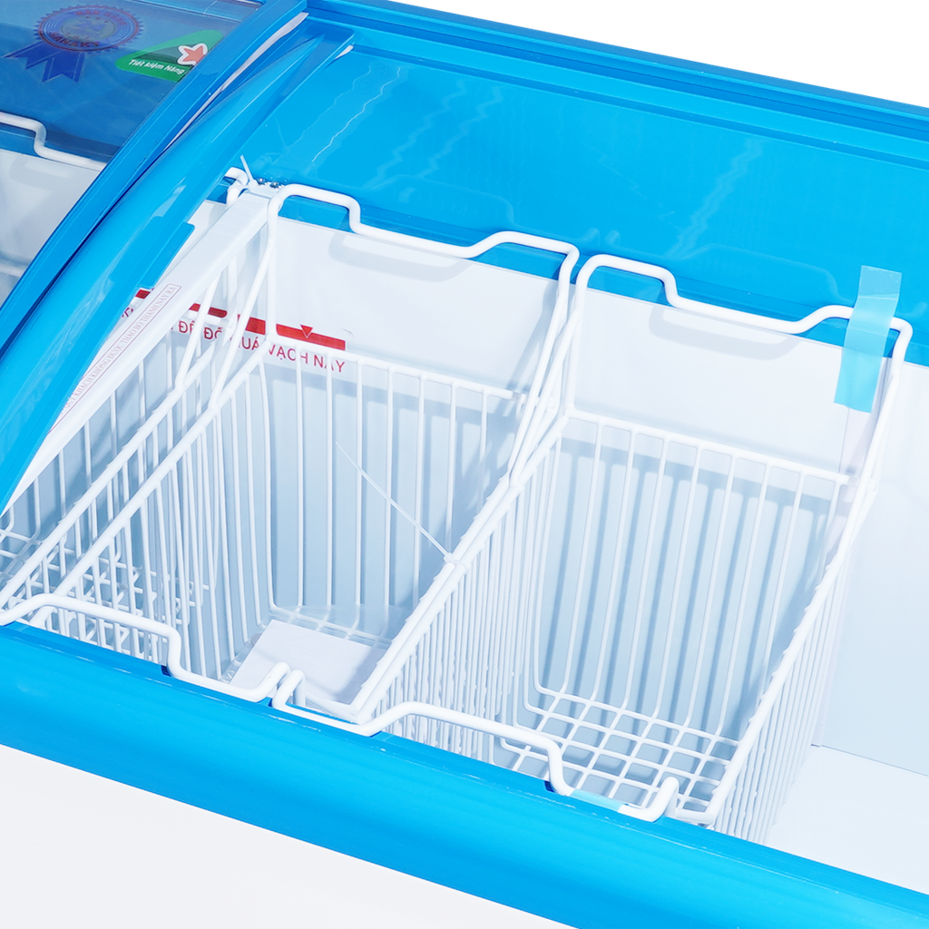 Tủ đông mặt kính cong Sanaky VH-682K 680 lít