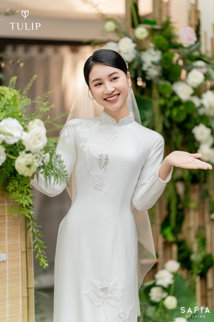 ÁO DÀI BẠCH LIÊN