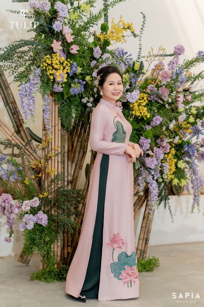 ÁO DÀI HỒNG LIÊN