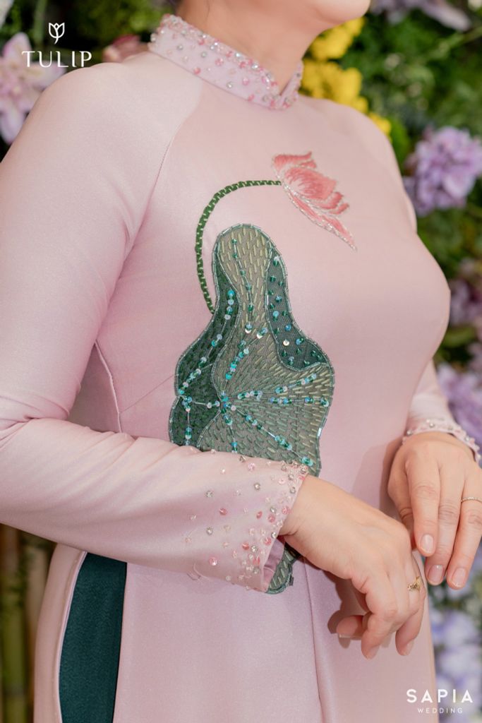 ÁO DÀI HỒNG LIÊN