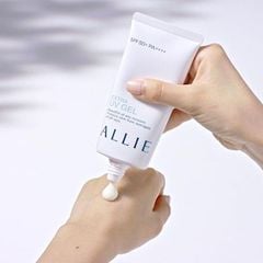 Kem Chống Nắng Kanebo Allie Extra Gel UV EX SPF50+ PA+++ 90g