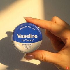 Son Dưỡng Môi Đa Năng Vaseline Lip Therapy Hộp Sắt 20g