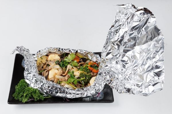  Đậu hủ trứng và nấm giấy bạc 