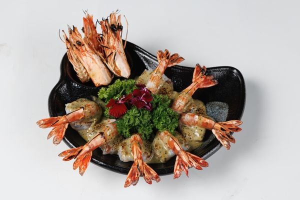  Tôm sú sốt trứng cá chuồn 100g (Tối thiểu 300g) 