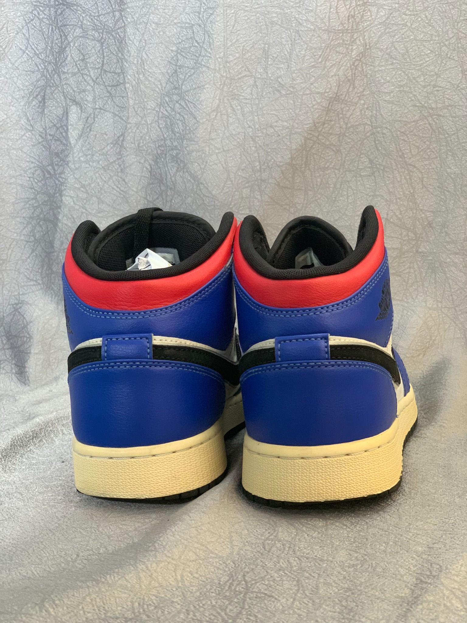 nike air jordan 1 retro mid top 3