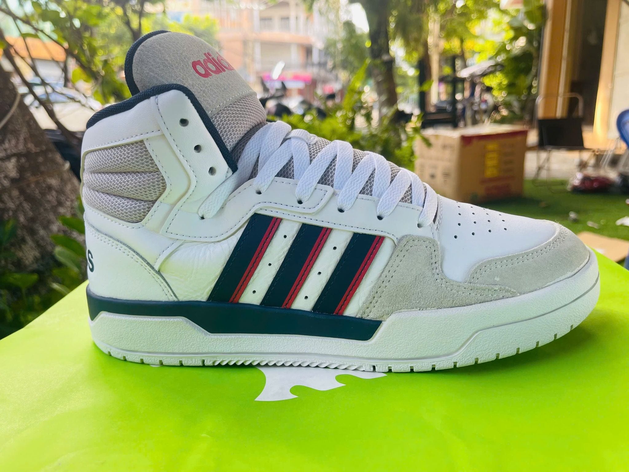 adidas entrap mid white