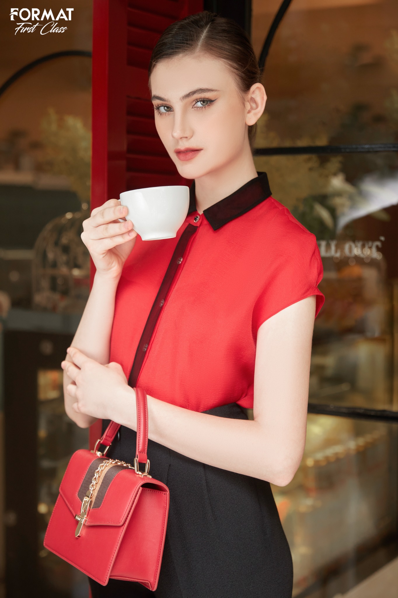 Sơ mi nữ cổ thuyền tay dài LA337
