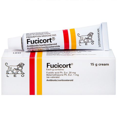  Thuốc Fucicort cream điều trị các bệnh ngoài da do nhiễm khuẩn (15g). 