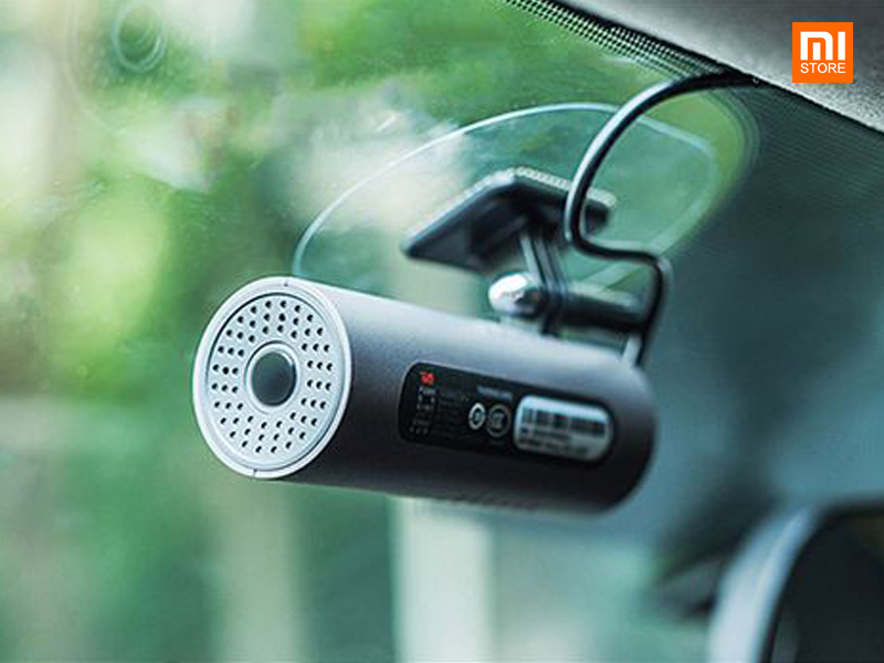 Camera hành trình MiDrive D01 – Xiaomi Store