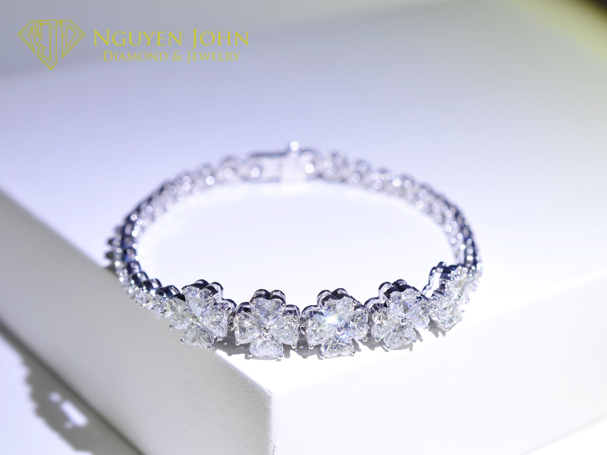  CLOVER DIAMOND BRACELET HYL721 (LẮC TAY CỎ MAY MẮN KIM CƯƠNG HYL721) 