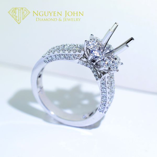  FEMALE DIAMOND RING HKN09 6.5MM (NHẪN NỮ KIM CƯƠNG HKN09 Ổ CHỦ 6.5LI) 