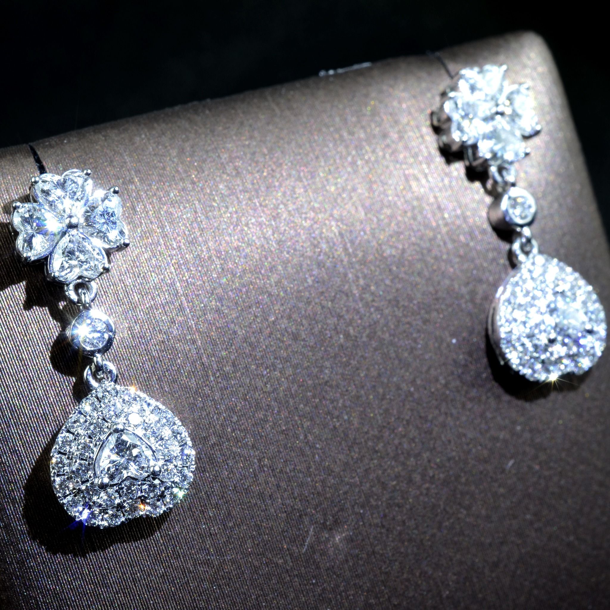  HEART DIAMOND EARRINGS (BÔNG TAI KIM CƯƠNG HEART) 