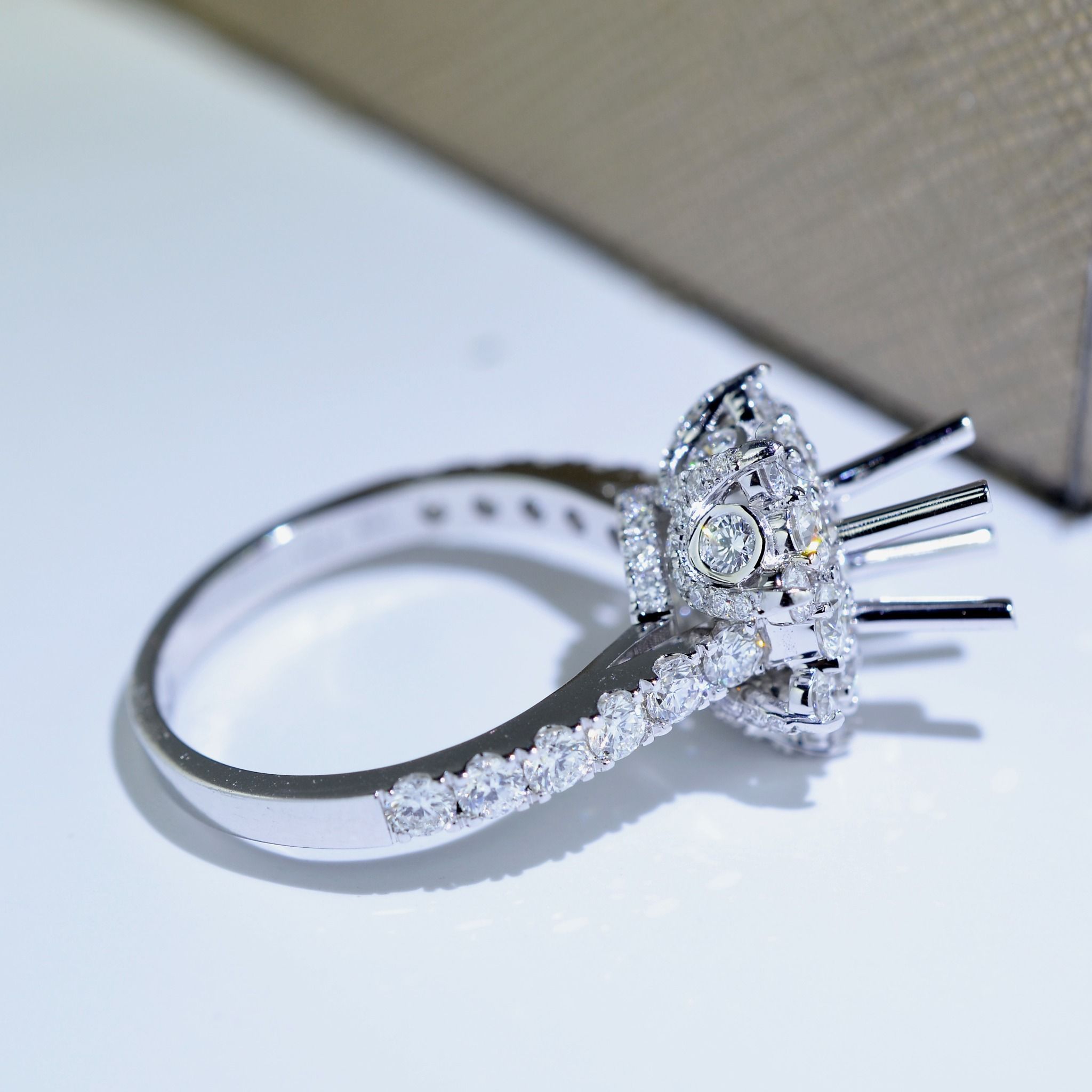  FEMALE DIAMOND RING 3609 6.0MM (NHẪN NỮ KIM CƯƠNG 3609 Ổ CHỦ 6.0LI) 