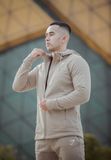  GYMSHARK PRINCIPLE ZIP HOODIE - DRIFTWOOD BROWN 