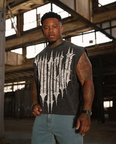  3021 - Revenge Crop Cut-Offs - Black Wash 