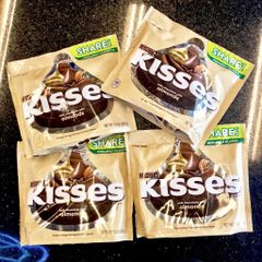 Hershey's Kisses Milk Chocolate with Almonds 283g