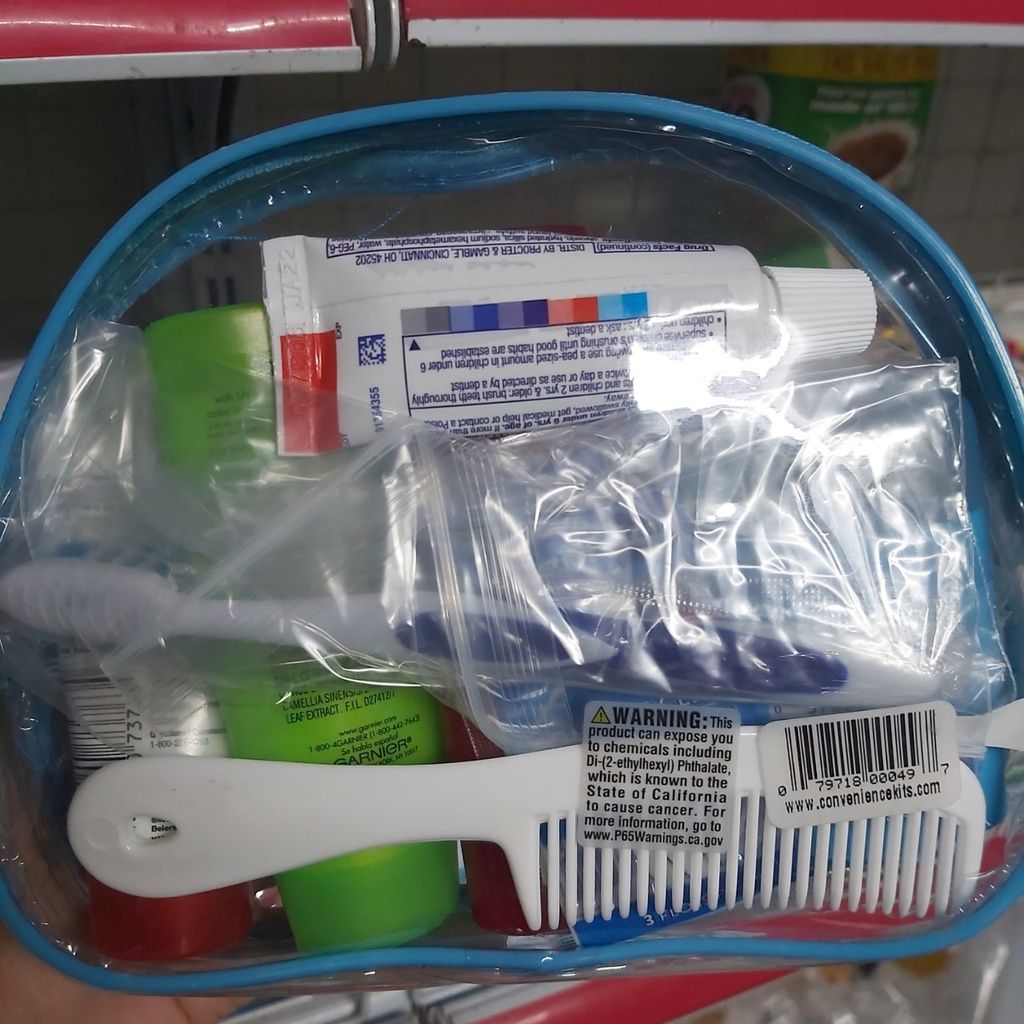 Set Du Lịch 8 Món Tiện Lợi Mỹ