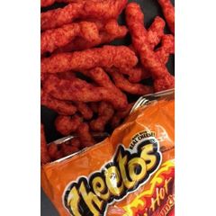 BÁNH SNACK CHEETOS FLAMIN HOT 226G