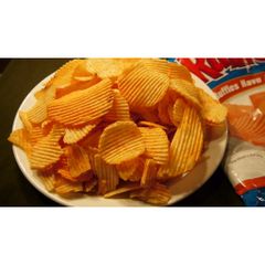 Snack Ruffles Cheddar and Sour Cream Potato Chips 148.2g