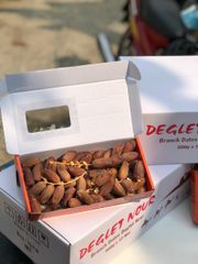 Chà Là Nguyên Cành Deglet Nour Israel 500g