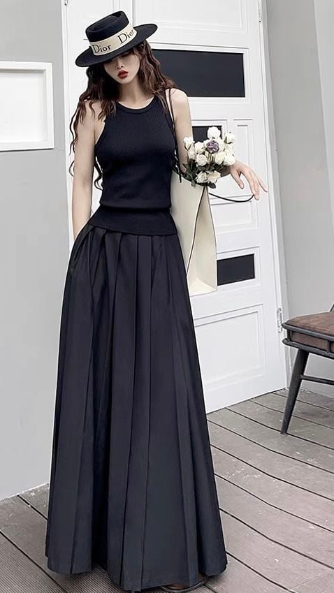 Chân váy xoè dài Dior màu đen là ly đẹp cao cấp 1550k Đặc biệt khuyế   lien fashion