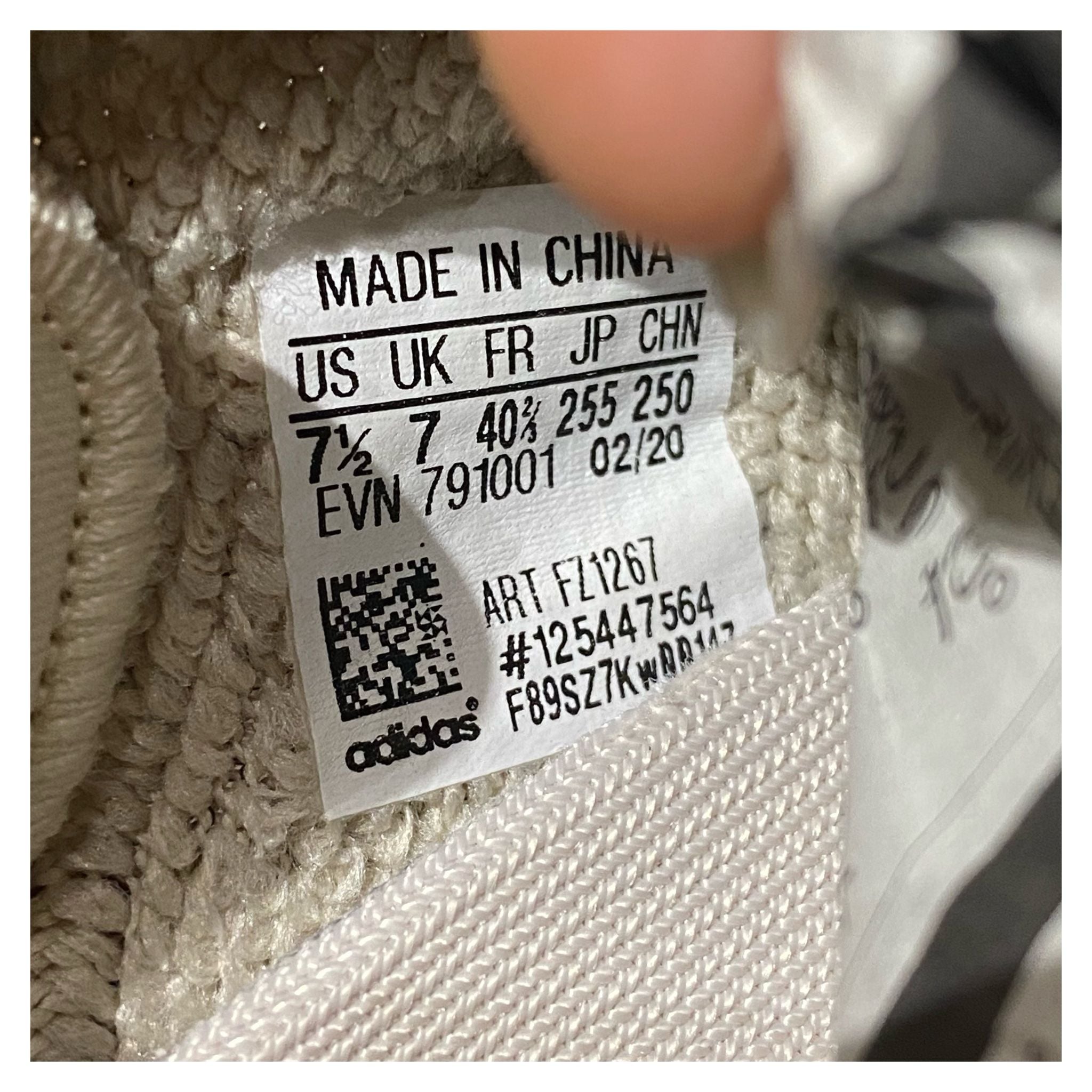 Evn 791001 Yeezy Adidas Yeezy Boost 350 V2 Clay Size 11