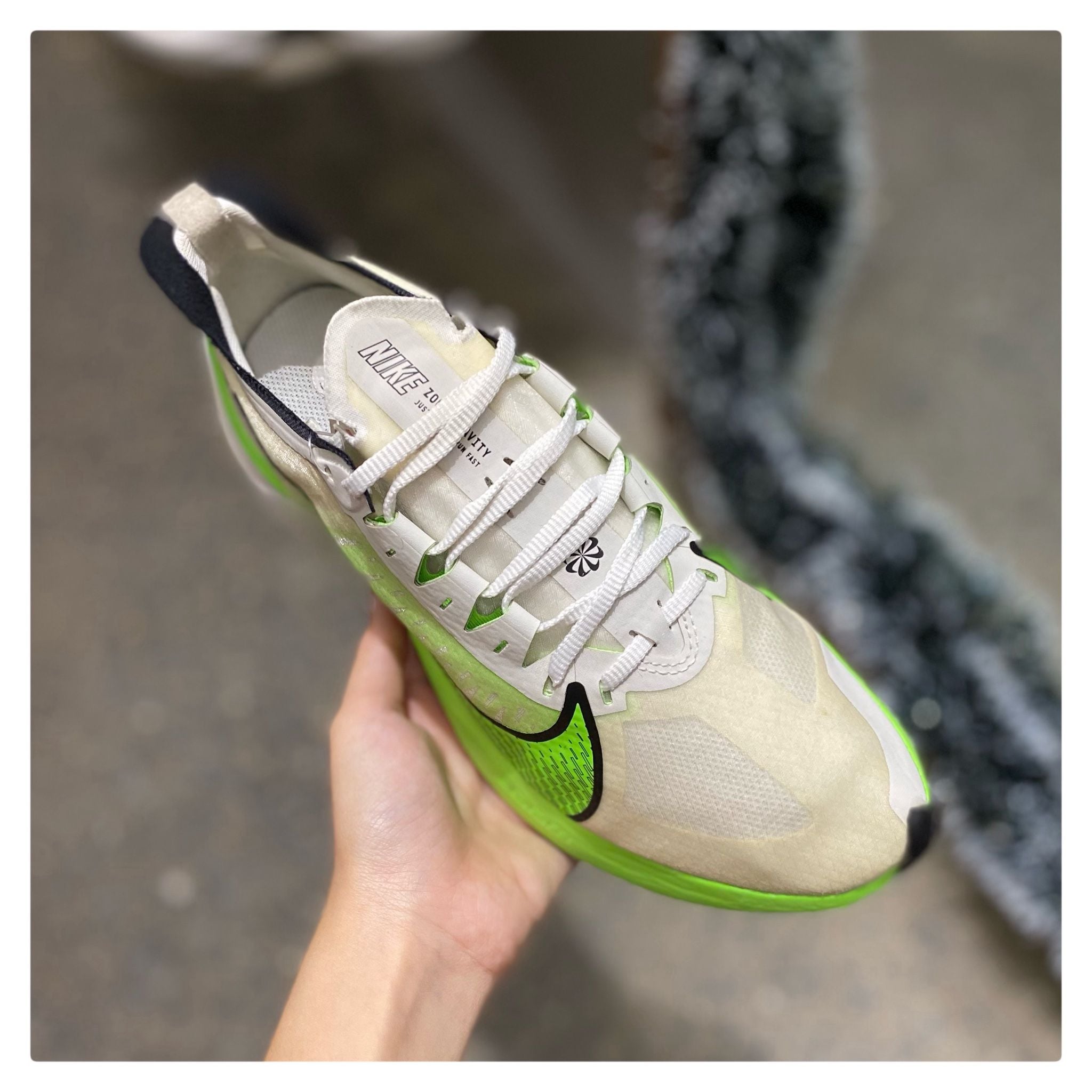 nike zoom gravity volt