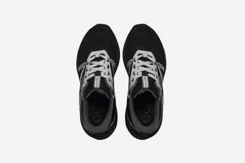  Giày Chạy bộ GOYA Strides 2 - Đen trắng 