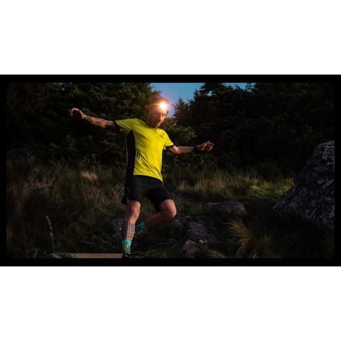  Đèn Pin Đội Đầu Nitecore UT27 800 Lumen, Tầm Chiếu 168m - Titan White 