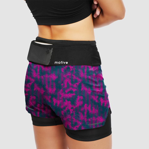  Quần Chạy Bộ Nữ Motive SM201 Có Đai Belt - Màu Đen Hồng 
