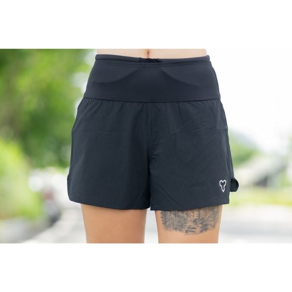  Quần Đùi Chạy Bộ Nữ MOTIVE Plus Belt SM30422 - Đen/Cam/Xanh Dương 