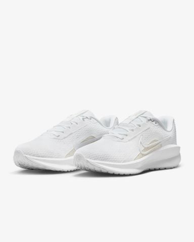  Giày Chạy Bộ Nữ Nike Downshifter 13 - White/Platinum Tint/White 