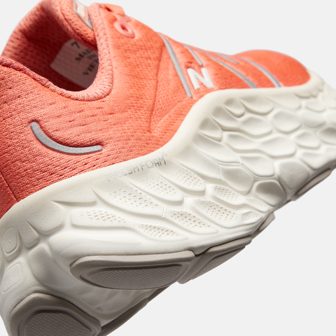  Giày Chạy Bộ Nữ New Balance WMORCJ4 Fresh Foam X More v4 - Gulf Red 