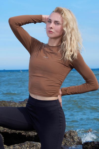  Áo Bra Tay Dài Nâu 