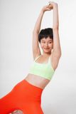  Matching Sets Áo Laha Xanh -Quần Legging Cam Laha 