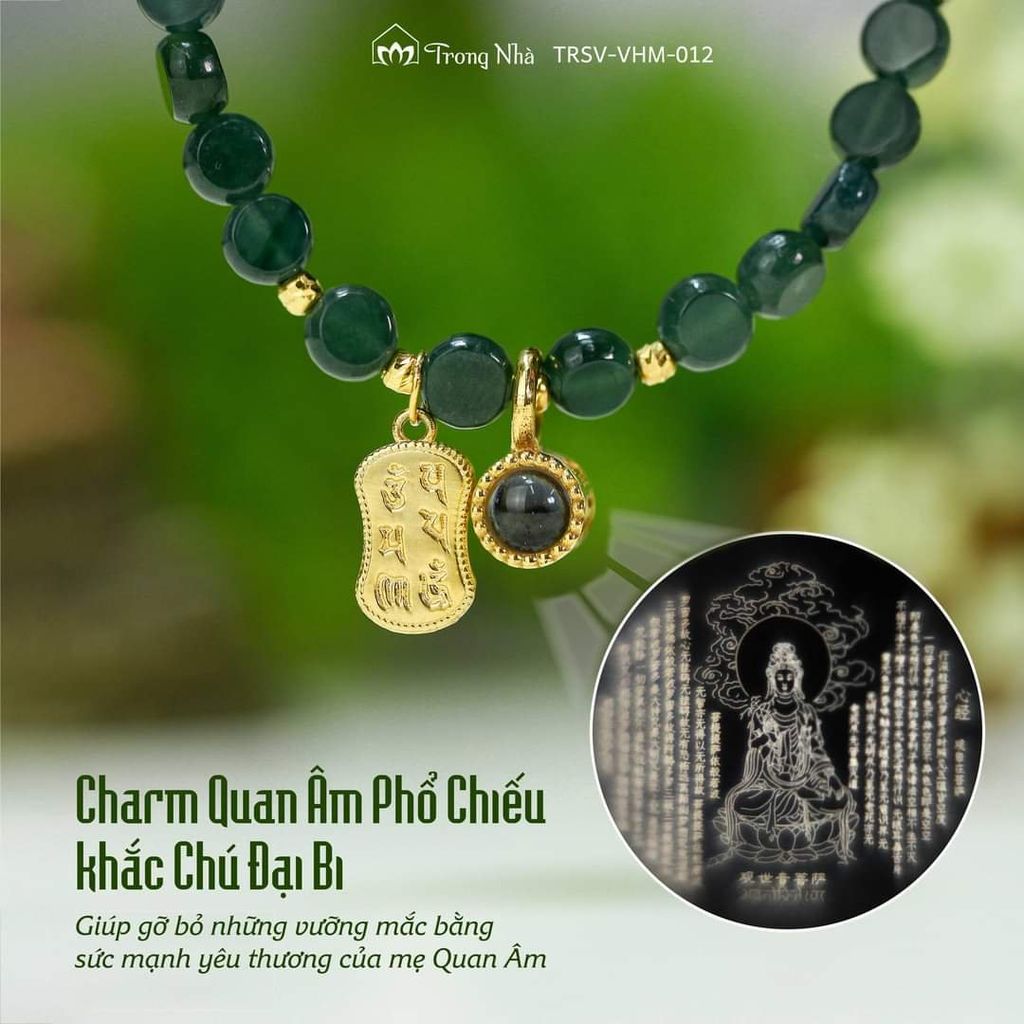 Vòng tay đá lam ngọc charm vàng khắc chú Om mani padme hum, Đại bi phổ chiếu (TRSV VHM 012)