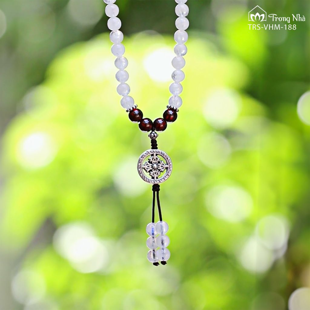 Tràng chuỗi 108 hạt moonstone charm chày kim cang đôi  (VHM 188)