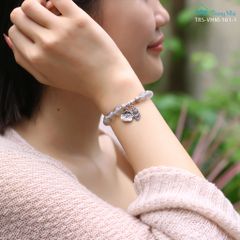 Vòng hắc nguyệt quang 8 li mix charm cá chép lá sen ( VHM 161-1 )