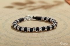 Vòng tay tết dây siêu biến chú Om Mani Padme Hum ( VHM 502 )