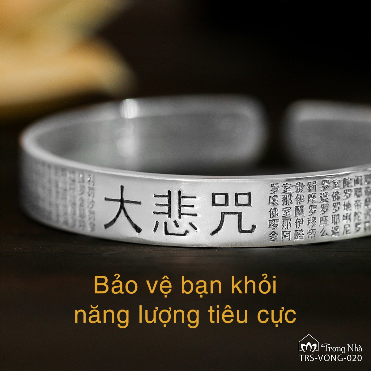 Vòng Tay Chú Đại Bi - Ý Nghĩa, Công Dụng và Các Mẫu Văn Khấn Phổ Biến