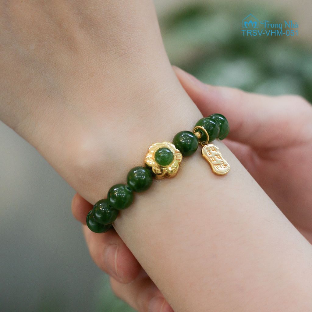 Vòng ngọc bích charm om mani vàng đính ngọc ( TRSV VHM 051 )