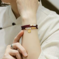 Vòng Garnet cuốn 3 mix charm Om mani vàng ( TRSV VHM 052 )