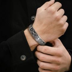 Vòng bạc Vô Uý Kim Cang - Khắc thần chú Om mani Padme Hum  ( VONG 195 )