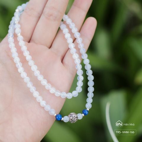 Vòng moonstone 4 ly cuốn 3  mix đá kyanite và charm cầu Om