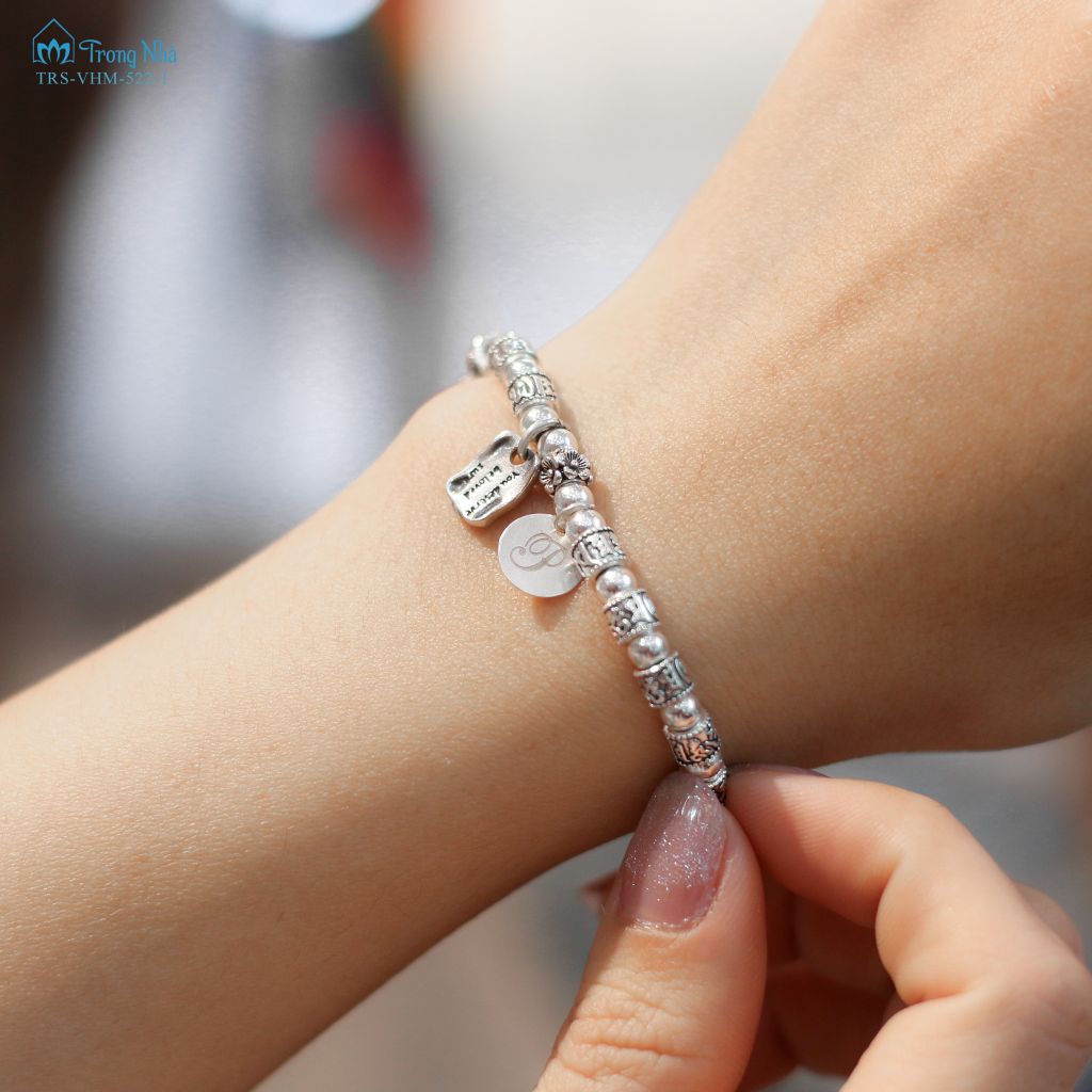 Lắc tay bạc handmade siêu biến chú - Vì bạn xứng đáng ( VHM 522-1)
