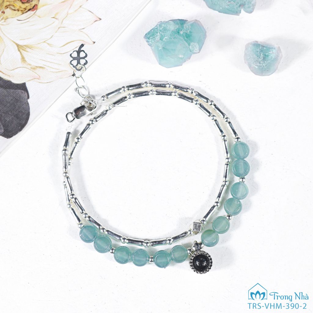 Vòng lam ngọc mix charm treo Quan Âm phổ chiếu (trs vhm 390)