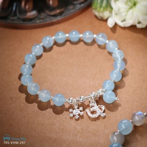 Vòng tay đá Aquamarine 6 li mix charm chữ om đính đá (TRS VHM 297)