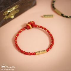 Vòng tết dây chỉ mix charm trụ khắc Om Mani Padme Hum vàng 10K (TRSV VHM 245)